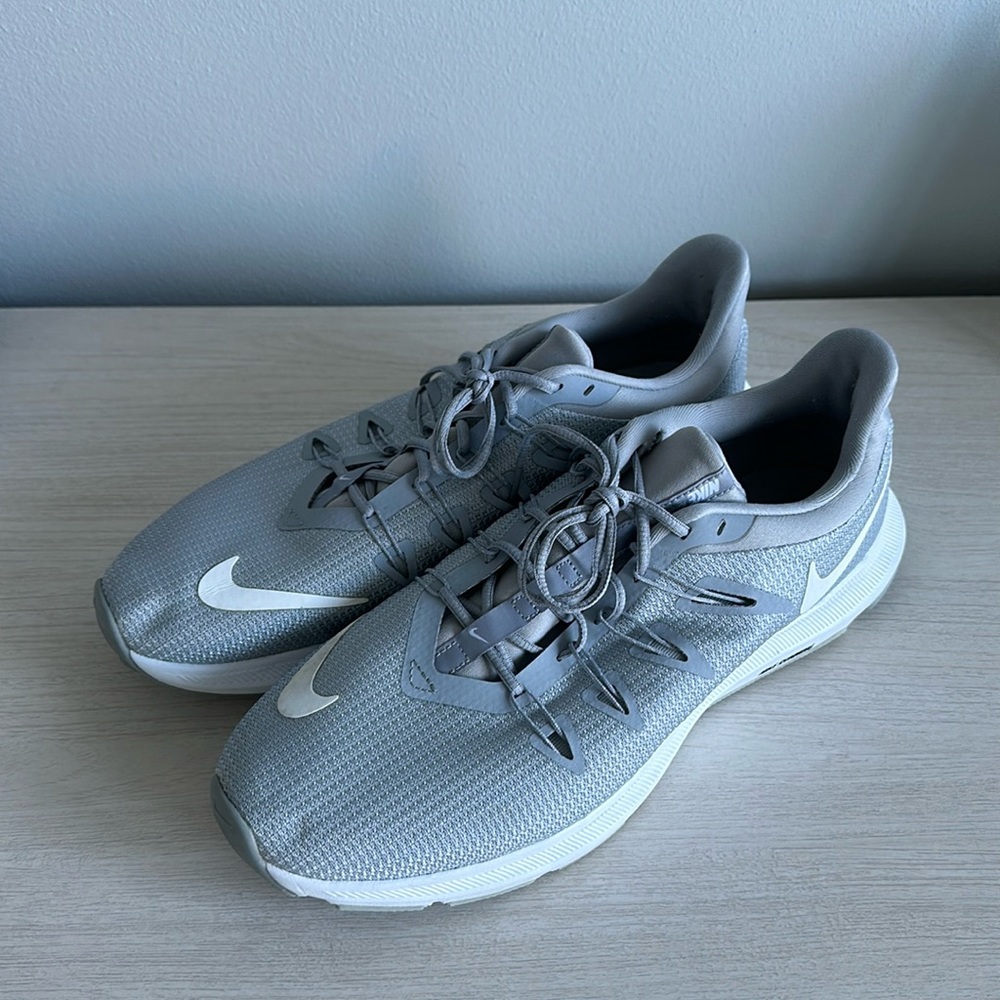 Men’s Nike Tennis Shoes